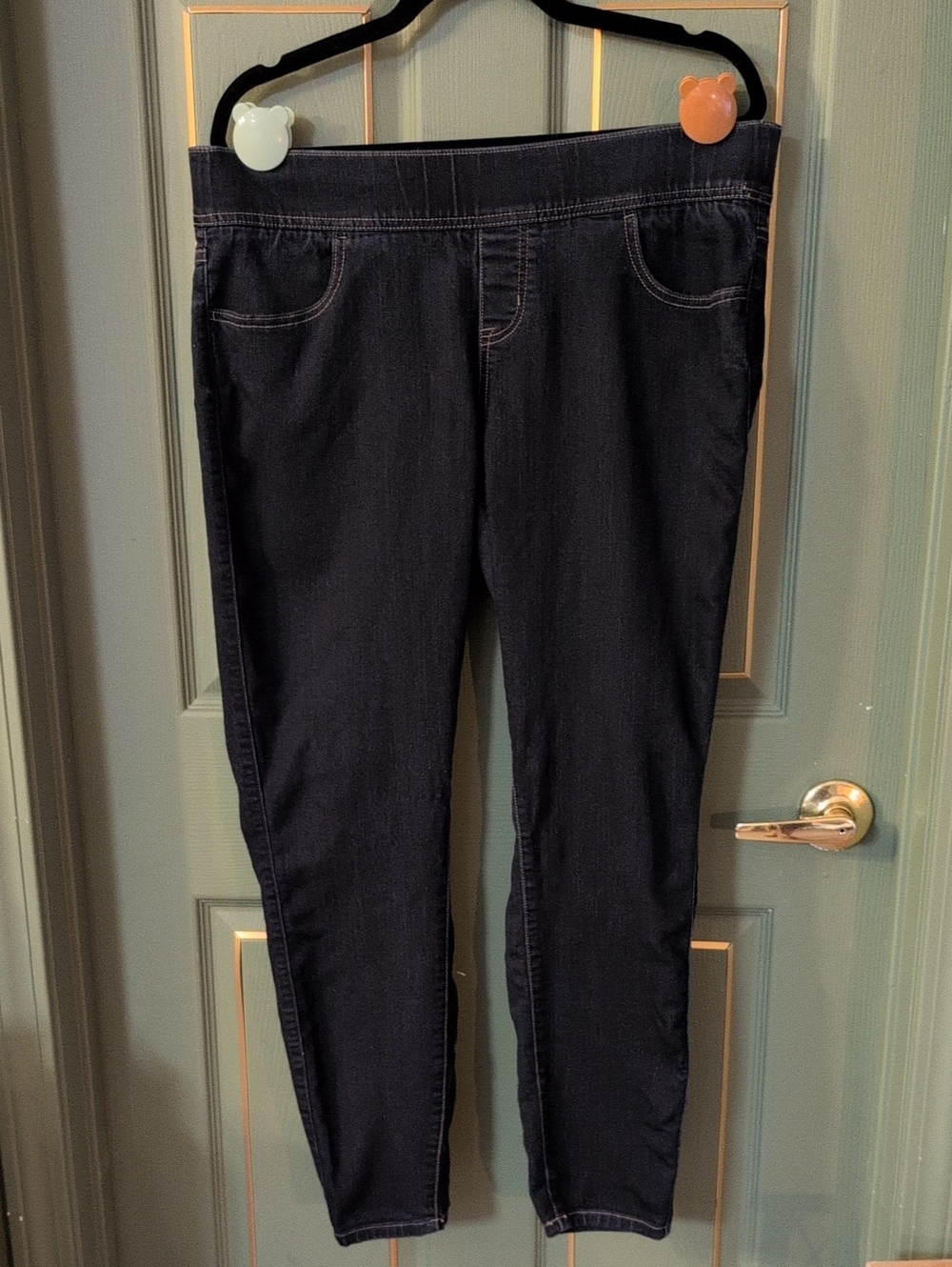 Torrid *OLD STYLE* rare jeggings in dark wash, size 1 or 12-14